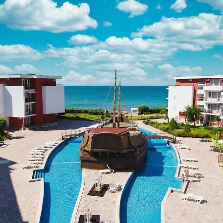 Privilege Fort Beach Apartments Sveti Vlas Exterior photo
